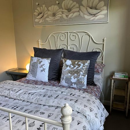 Bush Retreat Farm Stay 2 Bedroom Guest Suite Gelliondale Luaran gambar